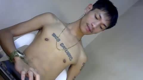 Snapshot of 0cir_asiansatisfy chatting on December 17, 6:35 am RICK online show from December 17, 6:35 am