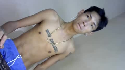 Snapshot of 0cir_asiansatisfy chatting on December 26, 2:22 am RICK online show from December 26, 2:22 am