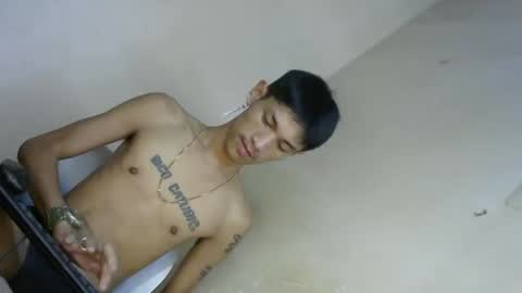Snapshot of 0cir_asiansatisfy chatting on December 10, 12:50 am RICK online show from December 10, 12:50 am