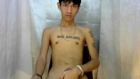 Snapshot of 0cir_asiansatisfy chatting on January 31, 5:42 pm RICK online show from January 31, 5:42 pm
