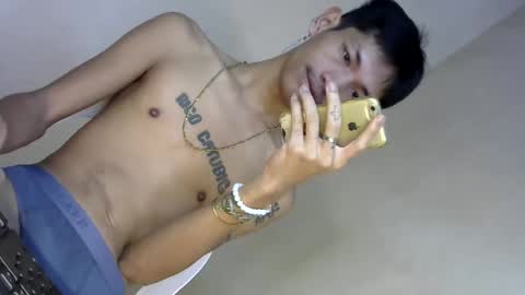 Snapshot of 0cir_asiansatisfy chatting on December 17, 7:59 pm RICK online show from December 17, 7:59 pm