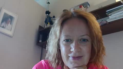 Snapshot of 12ennie chatting on September 10, 6:36 am 12ennie online show from September 10, 6:36 am