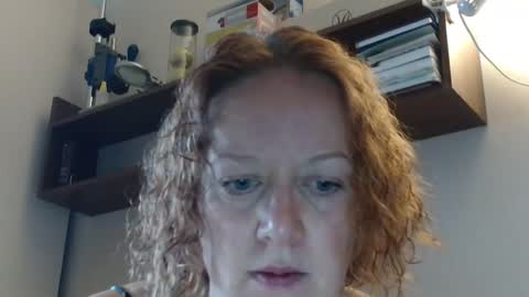 Snapshot of 12ennie chatting on September 18, 7:01 am 12ennie online show from September 18, 7:01 am