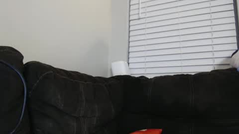 Snapshot of 18str8igcock chatting on February 21, 12:27 am 18str8igcock online show from February 21, 12:27 am