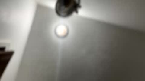 Snapshot of 21yearsy0ung9icheshung chatting on September 19, 1:32 am AlecurClit online show from September 19, 1:32 am