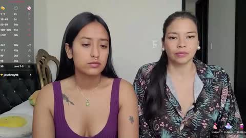 Snapshot of 2summerlove2 chatting on January 21, 3:32 pm Dalilah and Tarah online show from January 21, 3:32 pm