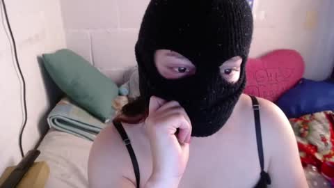 SHANNON online show from February 4, 4:18 pm