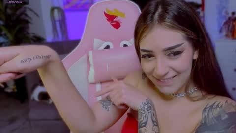 Snapshot of 66luci_fer6_ chatting on February 11, 5:58 am luarii online show from February 11, 5:58 am