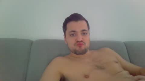 Snapshot of 69baby69baby chatting on January 3, 1:24 pm 69baby69baby online show from January 3, 1:24 pm