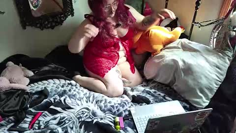 Snapshot of 6doll6angel6 chatting on September 18, 6:45 pm angel online show from September 18, 6:45 pm