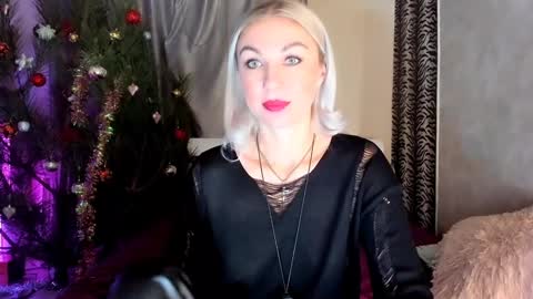 Snapshot of 6noangel66 chatting on December 19, 1:18 am SABOTAGE online show from December 19, 1:18 am