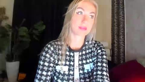 Snapshot of 6noangel66 chatting on September 9, 1:49 am SABOTAGE online show from September 9, 1:49 am