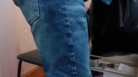 yong smooth cock online show from December 13, 3:43 pm