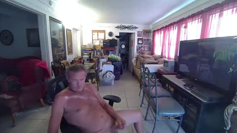 86406stud online show from December 19, 4:57 pm