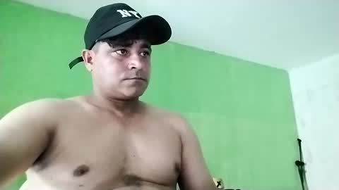9vinhocamshow online show from February 3, 4:10 pm