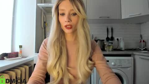 Snapshot of _alice_kitty chatting on January 21, 9:57 am Gaylord online show from January 21, 9:57 am