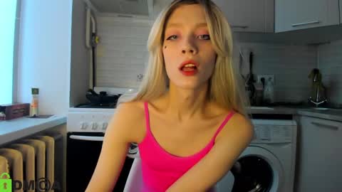 Snapshot of _alice_kitty chatting on January 18, 8:52 am Gaylord online show from January 18, 8:52 am