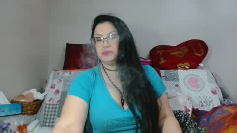 KHALEESI online show from December 29, 1:13 am