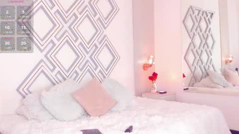 Snapshot of _curly_girl_ chatting on March 2, 8:18 pm online show from March 2, 8:18 pm