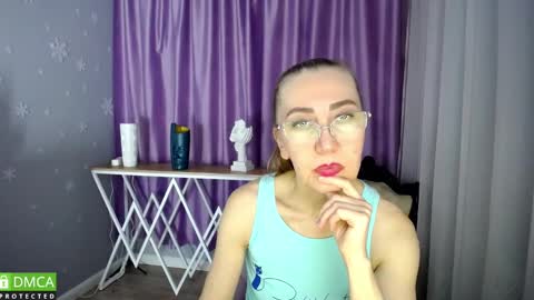 _greybunny_ online show from January 31, 3:11 pm