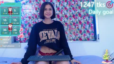 Gwen online show from December 11, 7:09 am