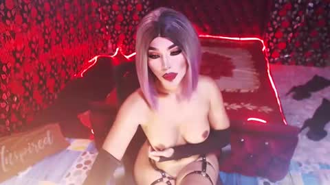 Snapshot of _hailyourqueenx chatting on December 3, 4:20 am GoDDess Chloe online show from December 3, 4:20 am
