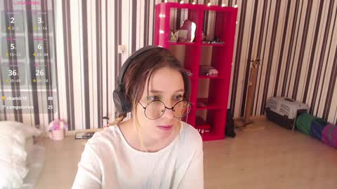 Snapshot of _hanna_moon_ chatting on February 7, 10:19 am Hannaolotl online show from February 7, 10:19 am
