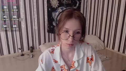 Snapshot of _hanna_moon_ chatting on September 18, 11:58 am Hannaolotl online show from September 18, 11:58 am