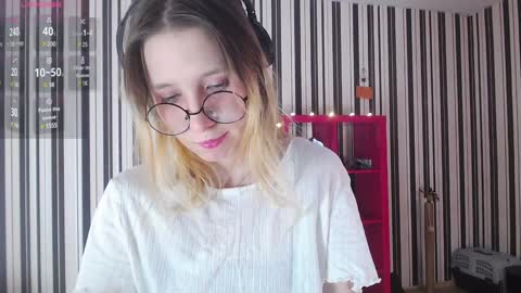 Snapshot of _hanna_moon_ chatting on January 22, 9:24 am Hannaolotl online show from January 22, 9:24 am