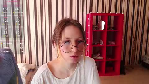 Snapshot of _hanna_moon_ chatting on February 16, 10:43 am Hannaolotl online show from February 16, 10:43 am