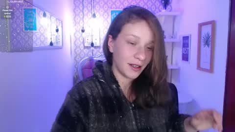 vivi online show from March 4, 8:16 pm
