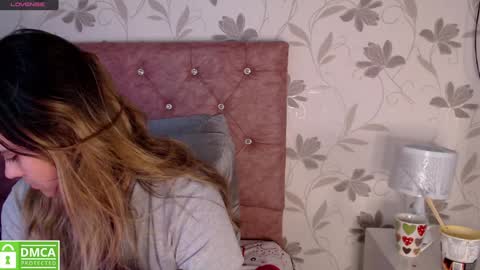 Snapshot of _jeessy chatting on February 7, 8:44 am _jeessy online show from February 7, 8:44 am