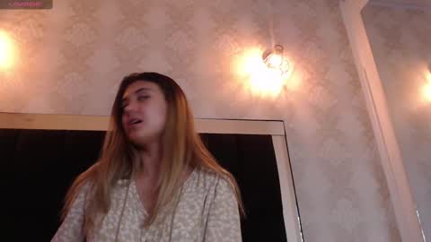 Snapshot of _jeessy chatting on February 11, 5:37 am _jeessy online show from February 11, 5:37 am