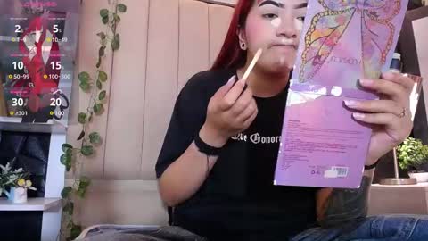 Snapshot of _johana18 chatting on February 24, 1:21 pm Mia online show from February 24, 1:21 pm