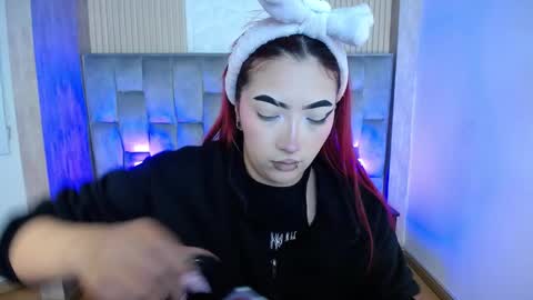 Snapshot of _johana18 chatting on September 18, 3:27 pm Mia online show from September 18, 3:27 pm