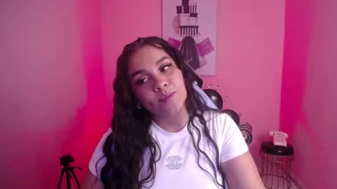 _karola12 online show from September 15, 1:18 am