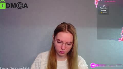Welcome guys  Pleasure to see you all here  My name is Lysafeta and MichaelaTip menu is active Private is open  online show from December 2, 4:35 am