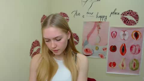 Clara online show from January 25, 4:03 pm