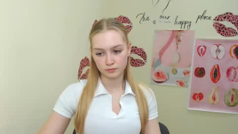 Clara online show from February 27, 10:33 am