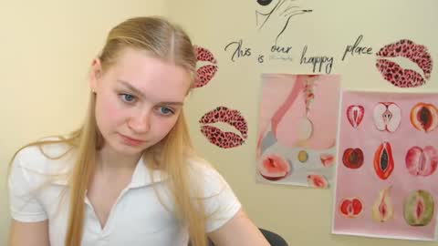 Clara online show from February 27, 1:38 pm