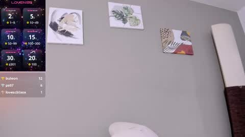 Snapshot of _melodyblossom_ chatting on September 13, 12:57 am _melodyblossom_ online show from September 13, 12:57 am