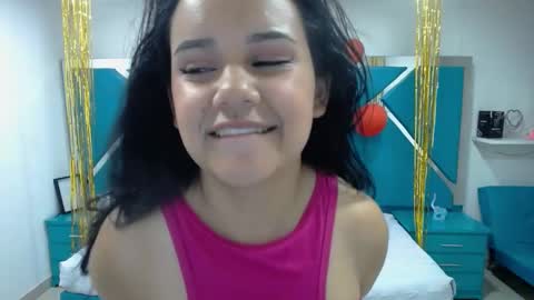 Snapshot of _miaaleon chatting on February 14, 6:51 pm Mia online show from February 14, 6:51 pm