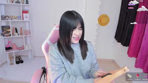 Snapshot of _misshoneyxx chatting on February 6, 2:44 am Hanna Idependent Model online show from February 6, 2:44 am