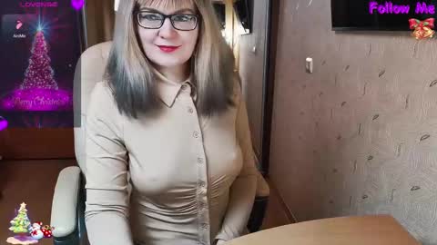 Snapshot of _natali_ chatting on February 9, 8:45 pm MagicWoman online show from February 9, 8:45 pm