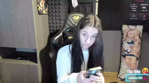 Snapshot of _nika_kik chatting on January 25, 9:36 am Nika online show from January 25, 9:36 am