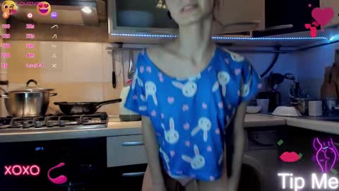 Snapshot of _nika_kik chatting on February 28, 7:56 pm Nika online show from February 28, 7:56 pm