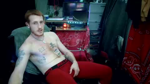 Snapshot of _redxxx chatting on January 20, 11:56 am REDxxx online show from January 20, 11:56 am