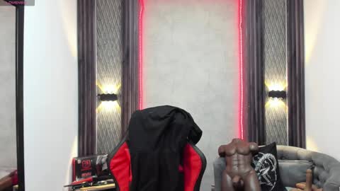 Snapshot of _selene_red chatting on February 26, 3:43 pm Selene online show from February 26, 3:43 pm