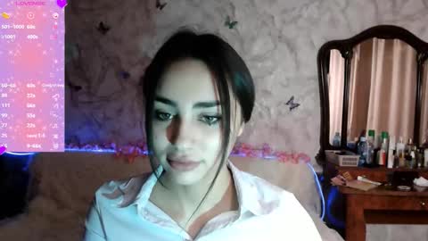 Snapshot of _shynikki chatting on September 16, 2:35 am _shynikki online show from September 16, 2:35 am