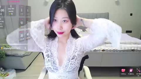Snapshot of _smileflower_ chatting on February 14, 4:58 am winni online show from February 14, 4:58 am